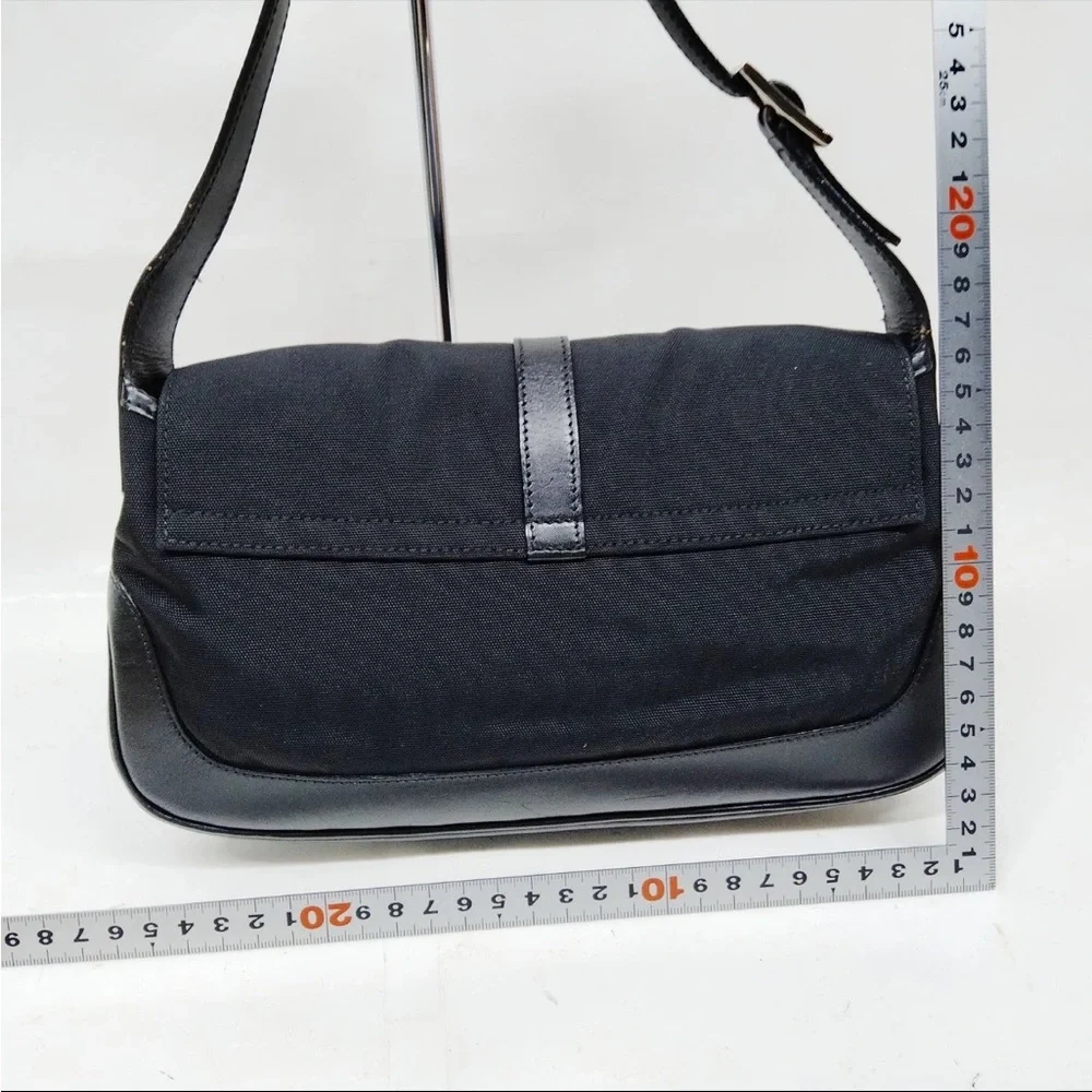 Gucci Jackie Black Shoulder Bag with Piston Lock EUC - Picture 3 of 17